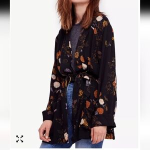 ree PeoplePeony Floral-Print Wrap Kimono Jacket